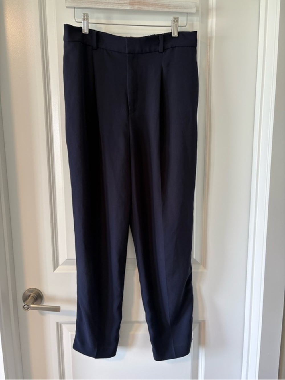 Uniqlo Navy Pleated Tapered Trousers Elastic Waist Size 10